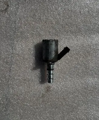 Audi A6 S6 C8 4K Oil pressure sensor 04L906455B