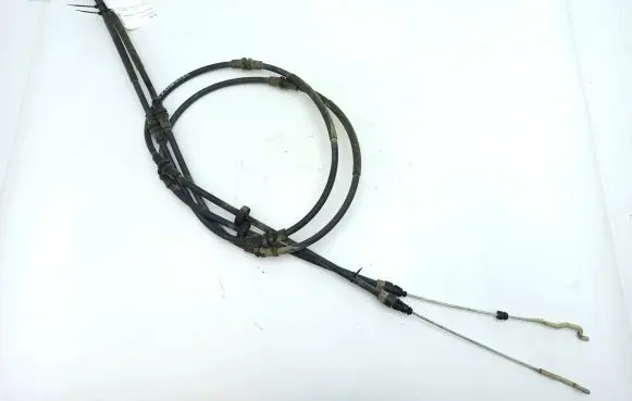 Handbrake/parking brake wiring cable