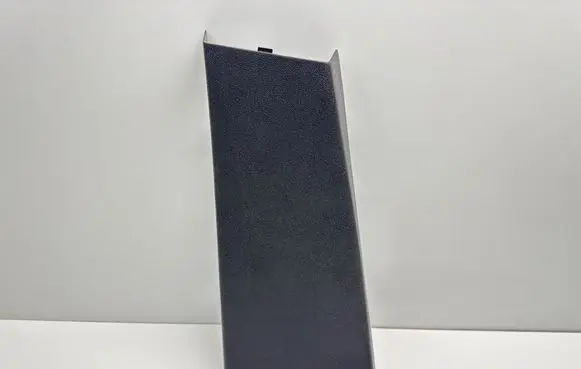 (B) pillar trim (bottom)