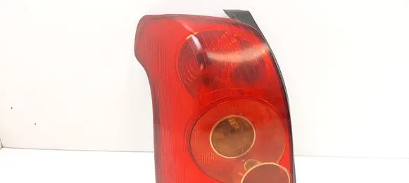 Toyota Avensis T250 Rear/tail lights 0550