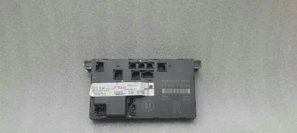 Mercedes-Benz E AMG W211 Door control unit/module A2118201685