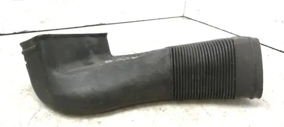 Audi A6 S6 C5 4B Air intake duct part 8D0129617E
