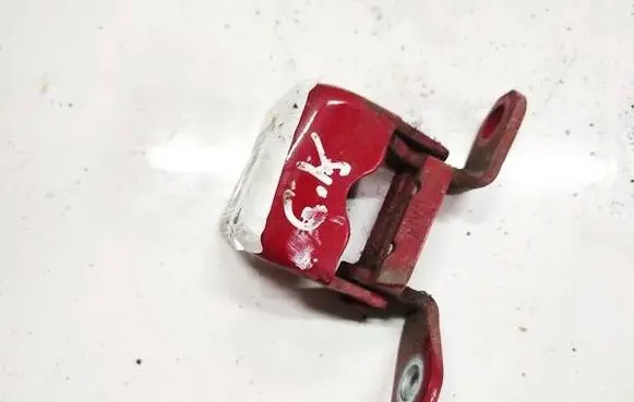Honda Jazz Rear door lower hinge