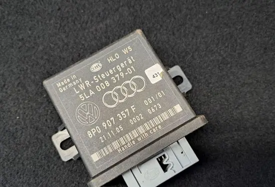 Audi A6 S6 C6 4F Light module LCM 8P0907357F