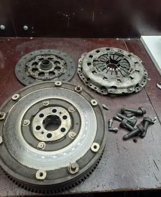 BMW 1 E81 E87 Clutch set kit 7526268