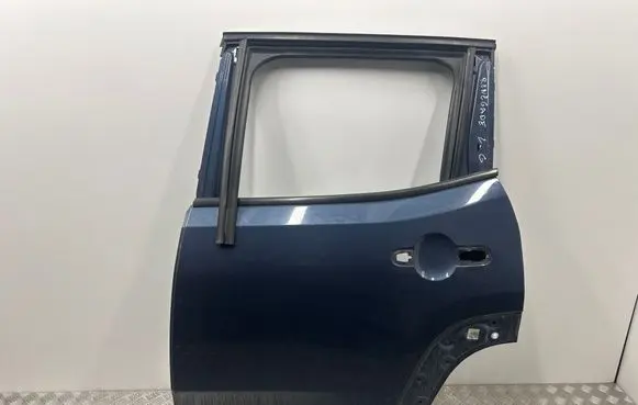 Jeep Renegade Rear door 