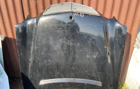 Mercedes-Benz E W210 Engine bonnet/hood 210880035728 2108800357