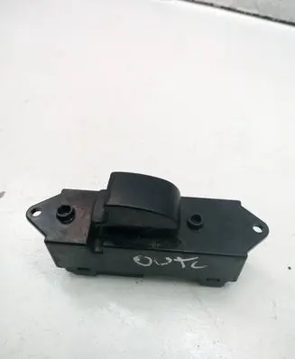 Mitsubishi Outlander Electric window control switch 8608A062 0237D1 C8DD603M