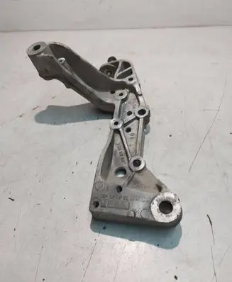 Audi A3 S3 A3 Sportback 8P Front lower control arm/wishbone 1K0199295E