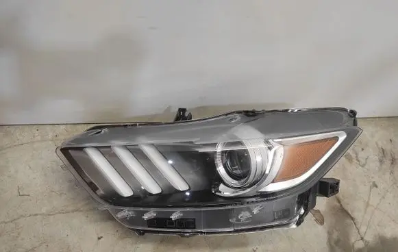 Ford Mustang VI Headlight/headlamp FR3B13006B