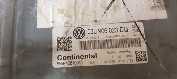 Volkswagen Golf VI Engine control unit/module 03L906023DQ 5WP42810AA