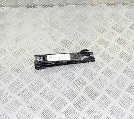 Tesla Model 3 Seat belt adjustment motor 106813001B 639623704