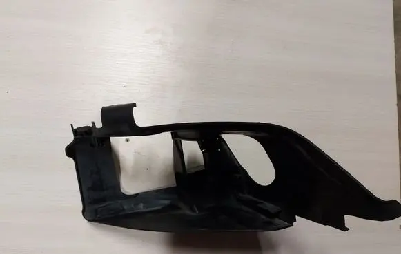 Audi Q7 4L Headlight/headlamp mounting bracket