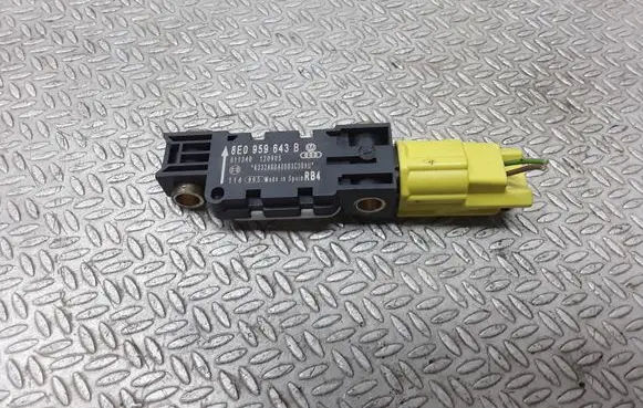 Audi A4 S4 B7 8E 8H Airbag deployment crash/impact sensor 8E0959643B
