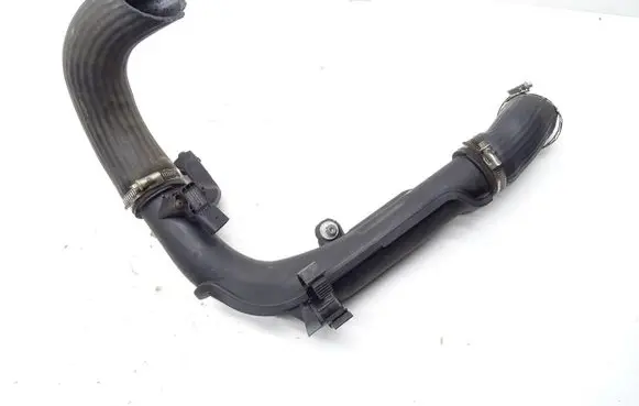 Audi A3 S3 8P Turbo air intake inlet pipe/hose 1K0145770AE