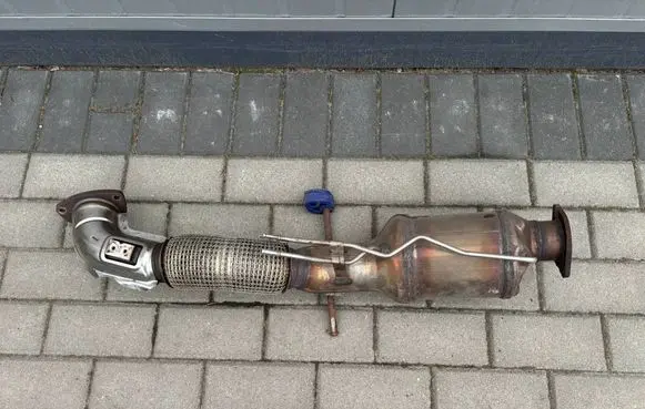 Volvo XC40 Catalyst/FAP/DPF particulate filter 32264101