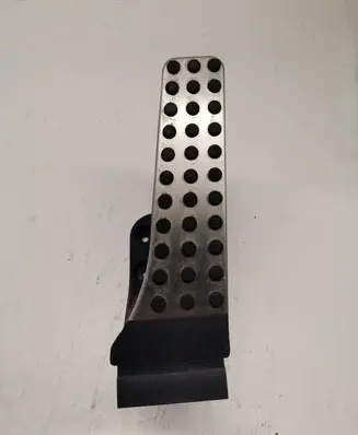 Mercedes-Benz E W213 Accelerator throttle pedal A2053000104