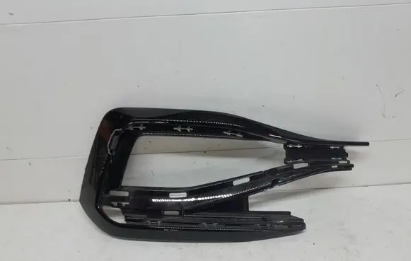 Front bumper lower grill