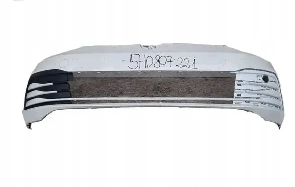 Volkswagen Golf VIII Front bumper 5H0807221H