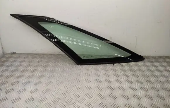 Citroen C4 II Picasso Front triangle window/glass 43R000016 758411