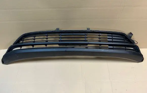 Opel Grandland X Front bumper lower grill YP00024877 77102F19 C06757091