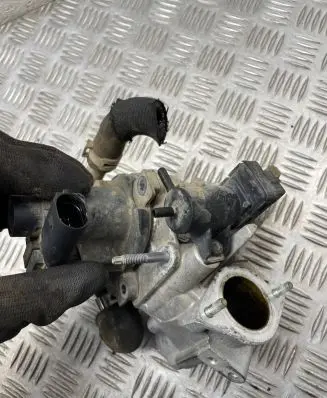 Nissan Qashqai EGR valve 7003681404