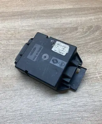 Renault Laguna I Other control units/modules 7700810873