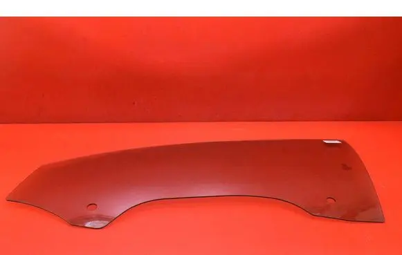 Alfa Romeo Mito Front door window glass four-door