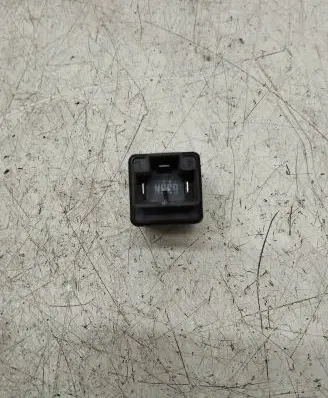 Nissan Almera Tino Other relay 799969