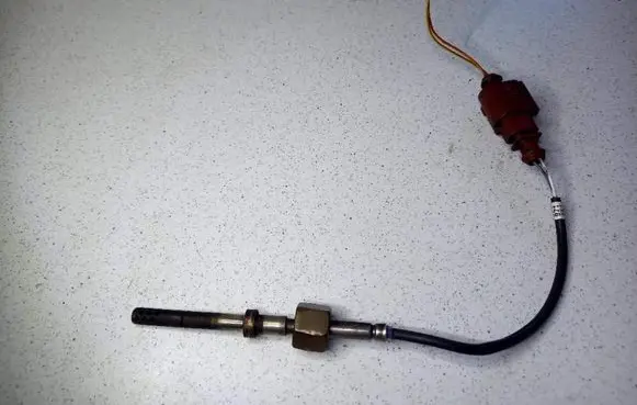 Volkswagen Crafter Exhaust gas temperature sensor 070906088AA