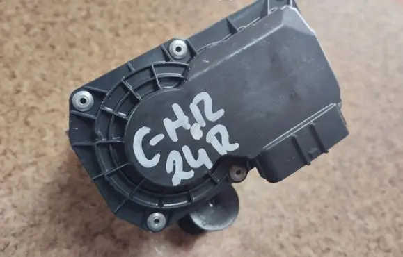Toyota Corolla E120 E130 Throttle valve 22030