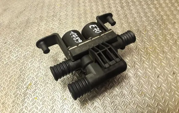 BMW X5 E70 Electric auxiliary coolant/water pump 6910544