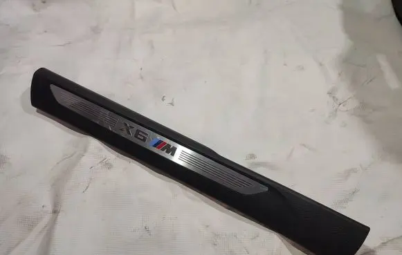 BMW X6M F86 Front sill trim cover 7284557