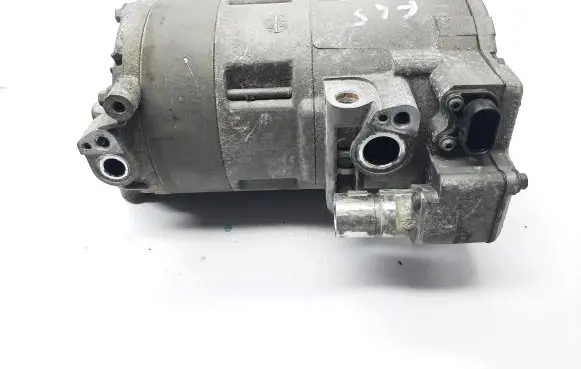 BMW 2 F45 Air conditioning (A/C) compressor (pump) 9364872