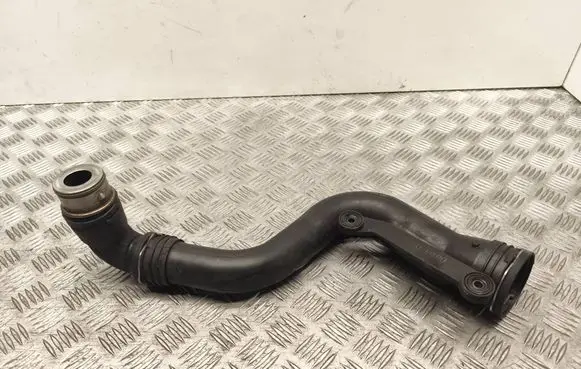 Volkswagen Touran I Intercooler hose/pipe 1K0145762P