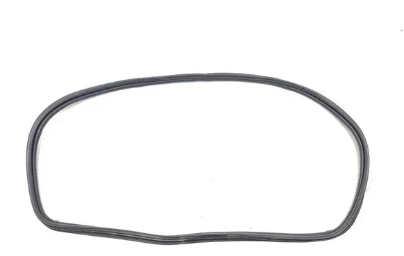 Maserati Quattroporte Trunk rubber seal (body) 