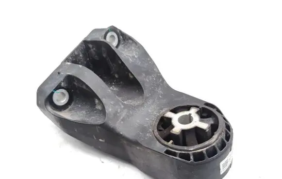 MG MG5 II Engine mount bracket 10758186 261060000S01BY 528189555