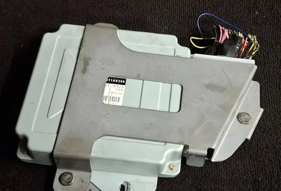 Subaru Legacy Engine control unit/module 511AK280 0320A 000320