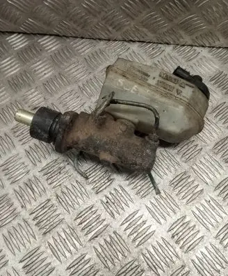 Renault Scenic I Master brake cylinder 7700828034F