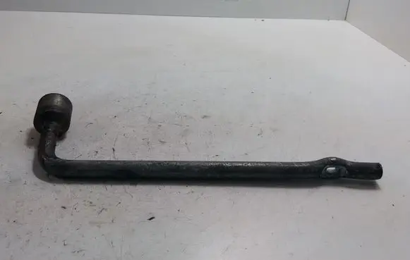 Toyota Avensis T250 Wheel nut wrench 21MM