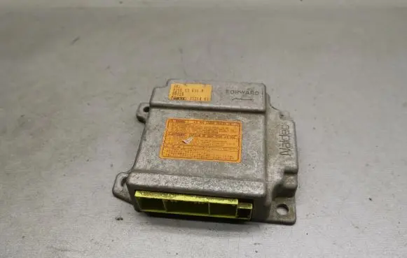 Mazda 323 F Airbag control unit/module B25E57K30B