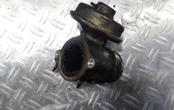 Ford Mondeo Mk III EGR valve 2s7q9d475db 2s7q-9d475-db