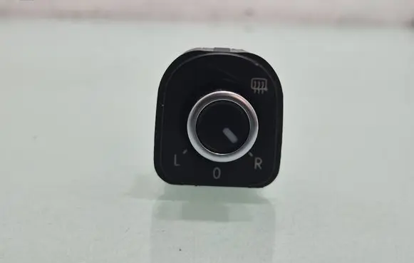 Volkswagen Tiguan Wing mirror switch 5K1959565