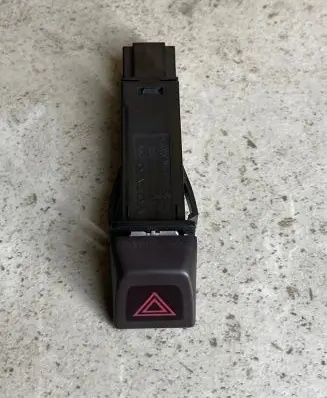 Volvo S40 Hazard light switch 8651399 03W413