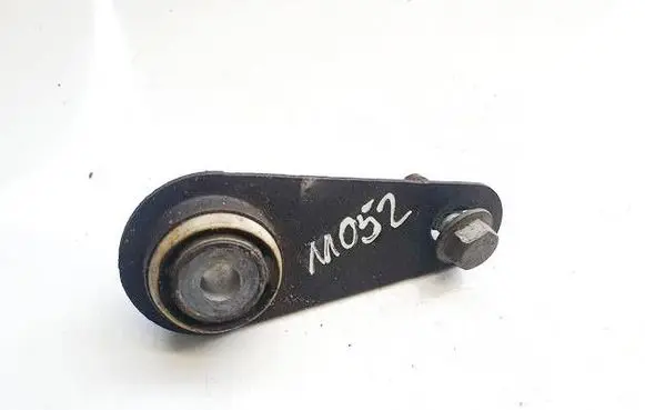 Citroen C5 Engine mount bracket 