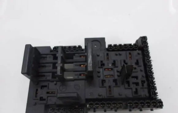 Mercedes-Benz E W213 Fuse module A2139068701