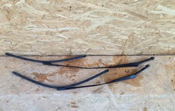 Audi A6 S6 C7 4G Front wiper blade arm 4G1955408B