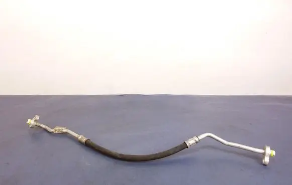 Volvo XC60 Air conditioning (A/C) pipe/hose 32226282