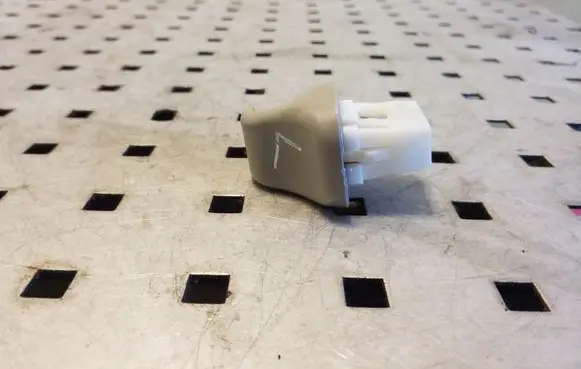 Sun visor clip/hook/bracket