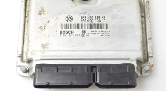 Skoda Fabia Mk1 (6Y) Engine control unit/module 038906019NS